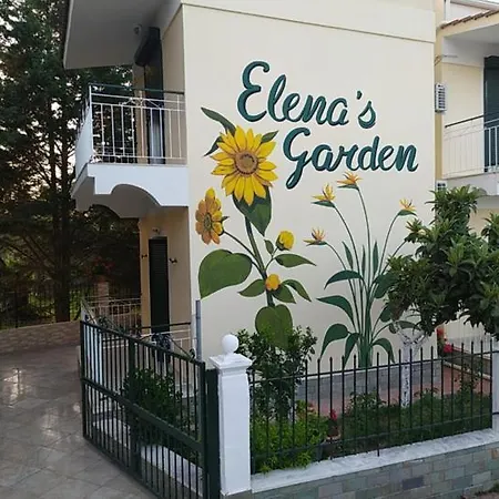 Elenas Garden Apartman *