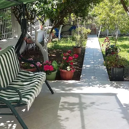Apartmán Elenas Garden *