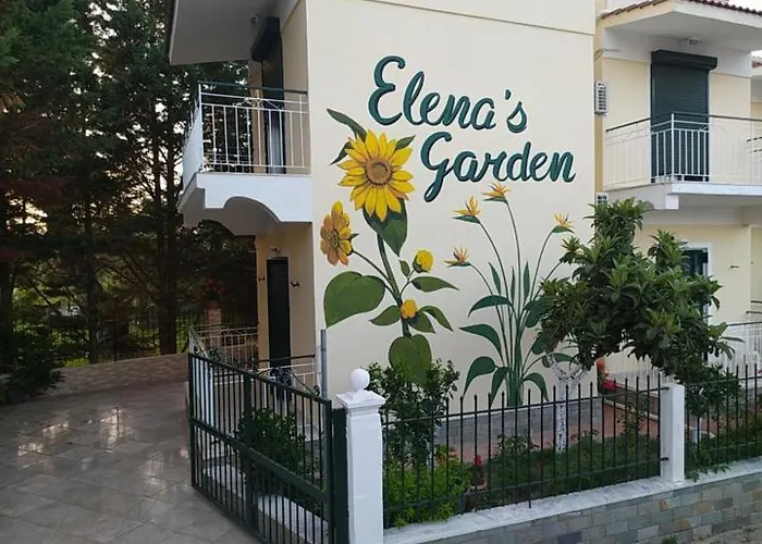 Elenas Garden Lejlighed *