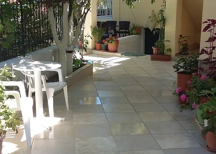 Elenas Garden Lejlighed Kávos