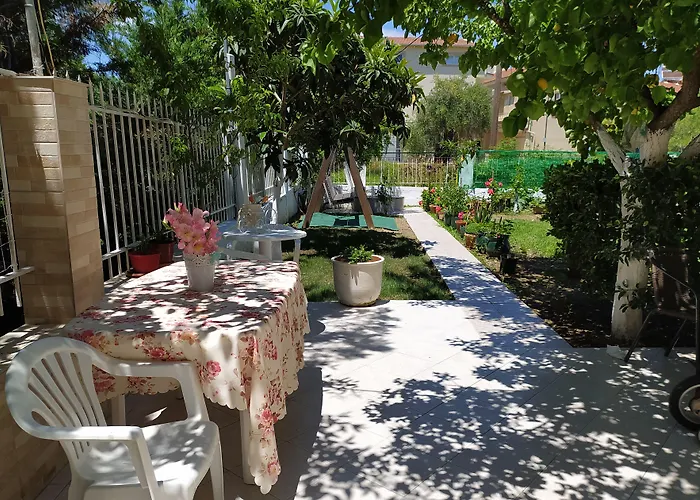 Elenas Garden * Kávos