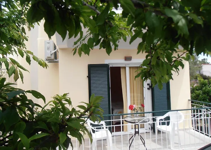 Elenas Garden Lejlighed Kávos