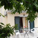 Apartament Elenas Garden