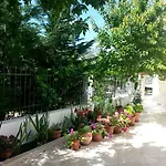 Elenas Garden * Kávos