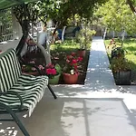 Apartament Elenas Garden *