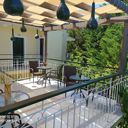 Apartment Elenas Garden