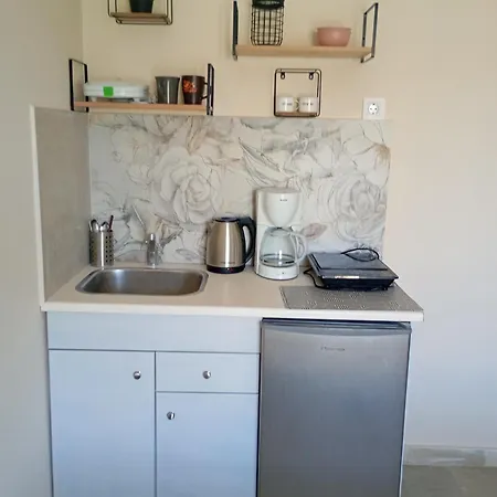 Elenas Garden Apartment