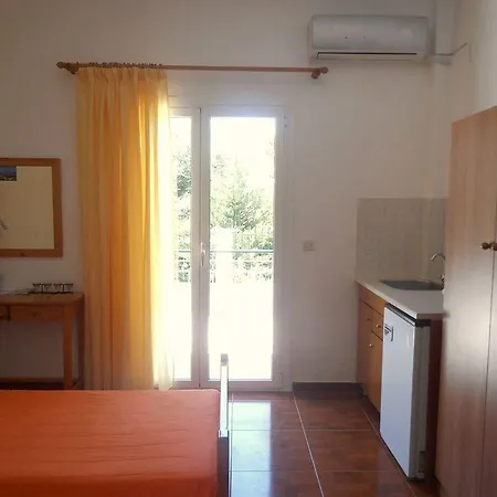 Elenas Garden Apartment